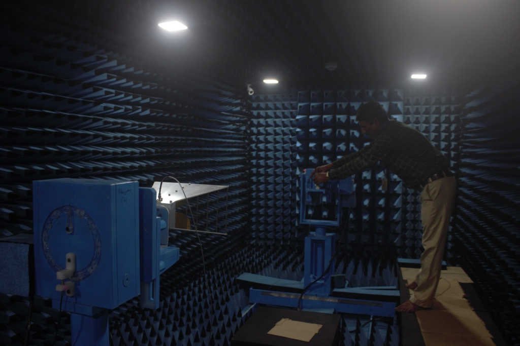 RF And Microwave Characterization Lab