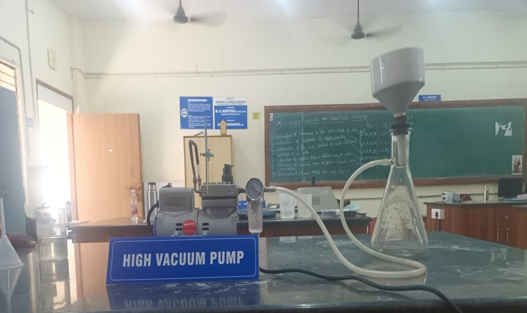 Physical And Analytical Chemistry Laboratory